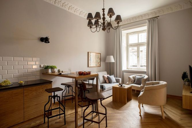03-belle-epoque-krakow-apartament-z-sypialnia-superior-jadalnia.jpg